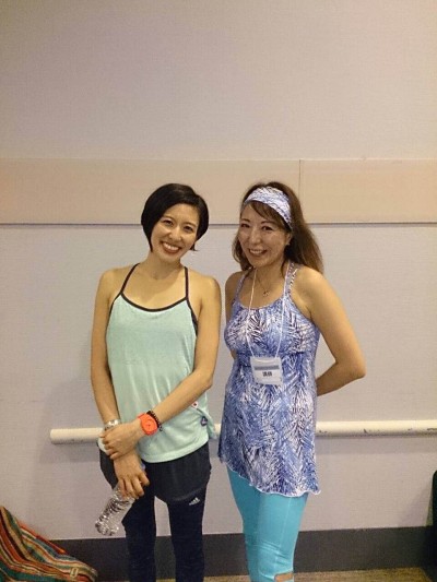 ヨガ　えり　１