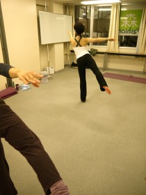 アン ドゥ トロワ〜 ♪ アン ドゥ トロワ〜 ♪