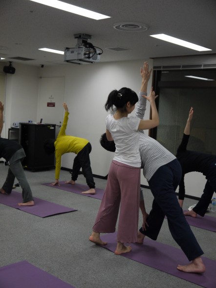 脊柱のお目覚め〜！