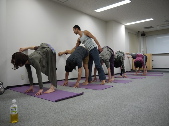 柔軟性を高める、効果的なアーサナ！