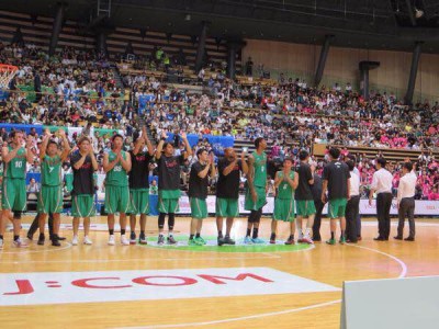 アルバルク　試合１